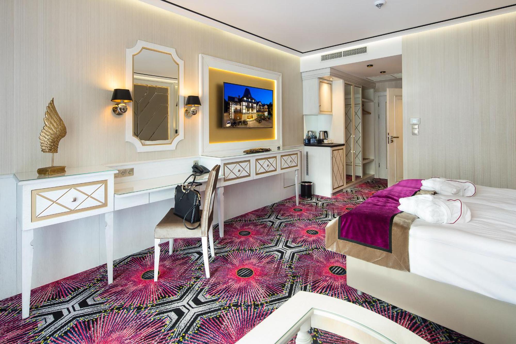 Hotel Royal Baltic 4* Luxury Boutique อุสตกา ภายนอก รูปภาพ